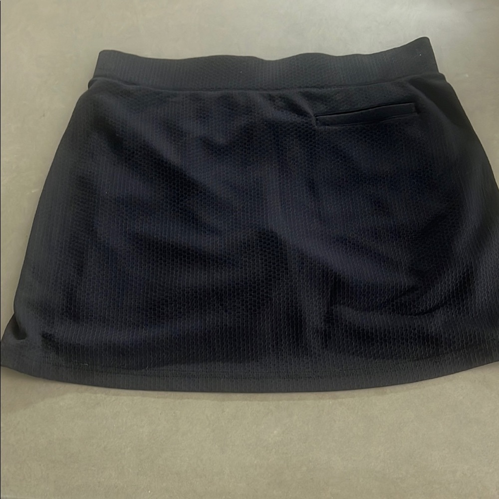 Pebble Beach Black Skirt - Picture 4 of 4
